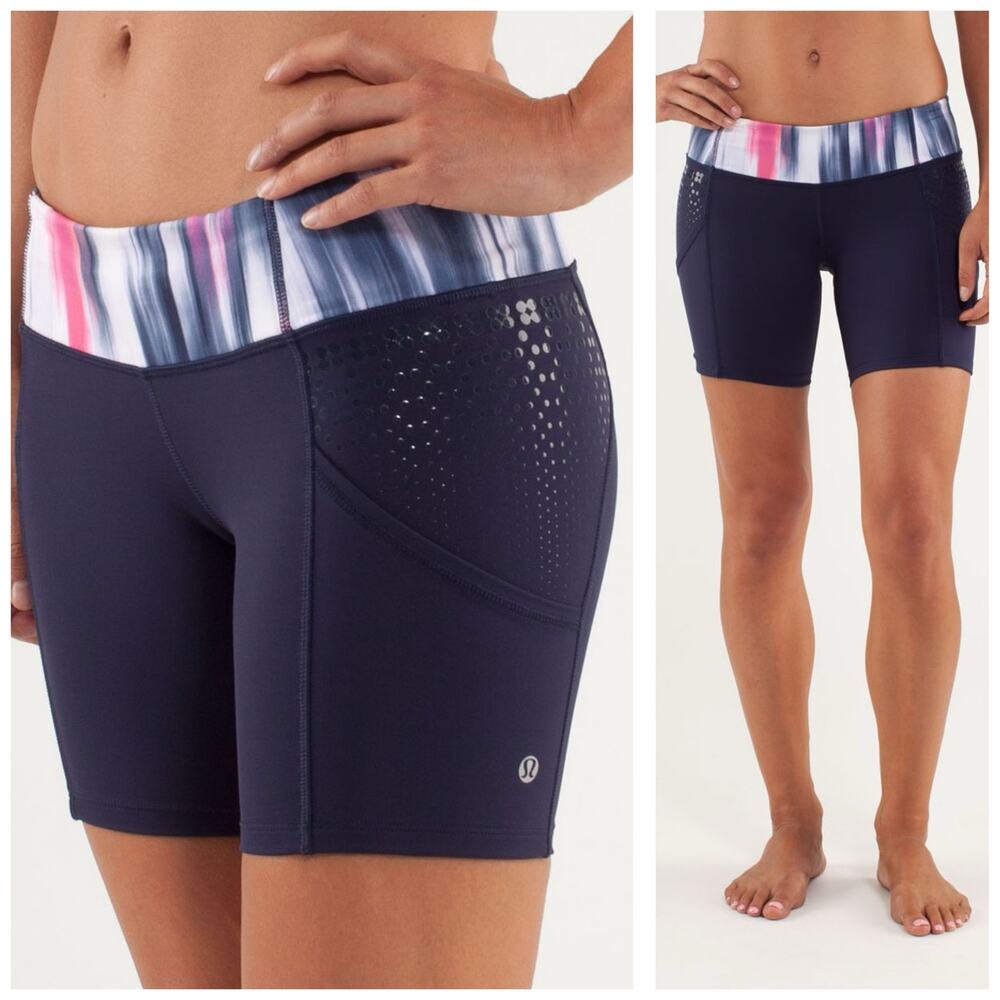 Lululemon Run: Dart and Dash Short Size 4 Deep Indigo / Mirage Deep Indigo